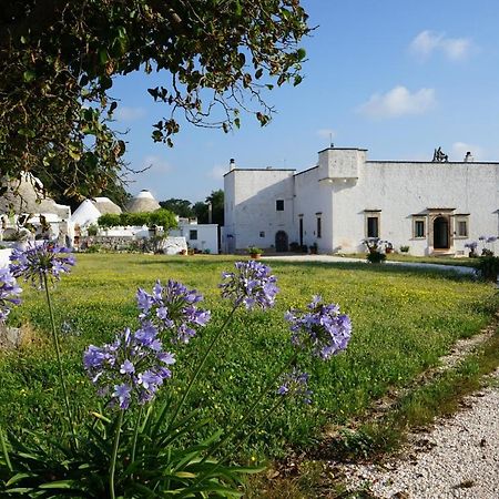 Masseria Ferri Остуни Екстериор снимка