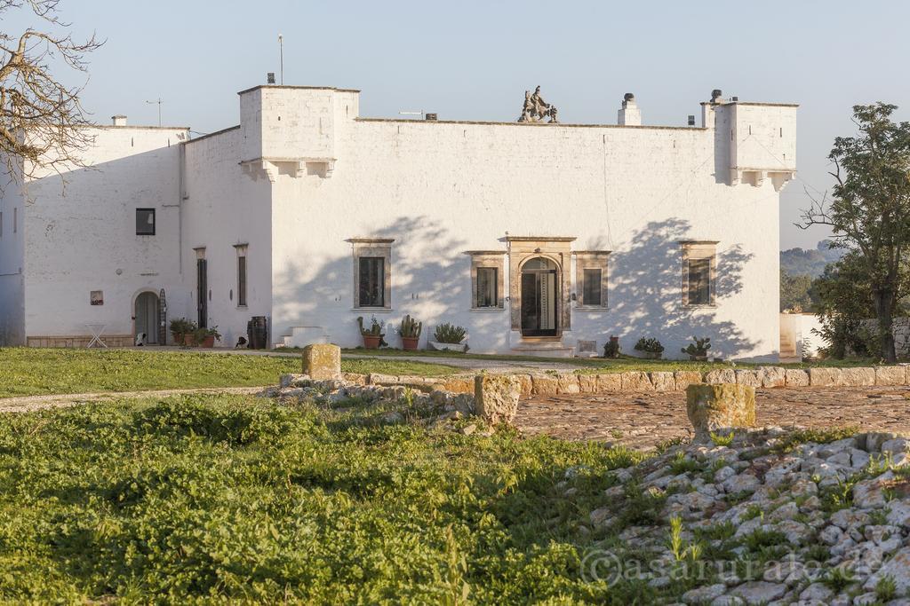 Masseria Ferri Остуни Екстериор снимка