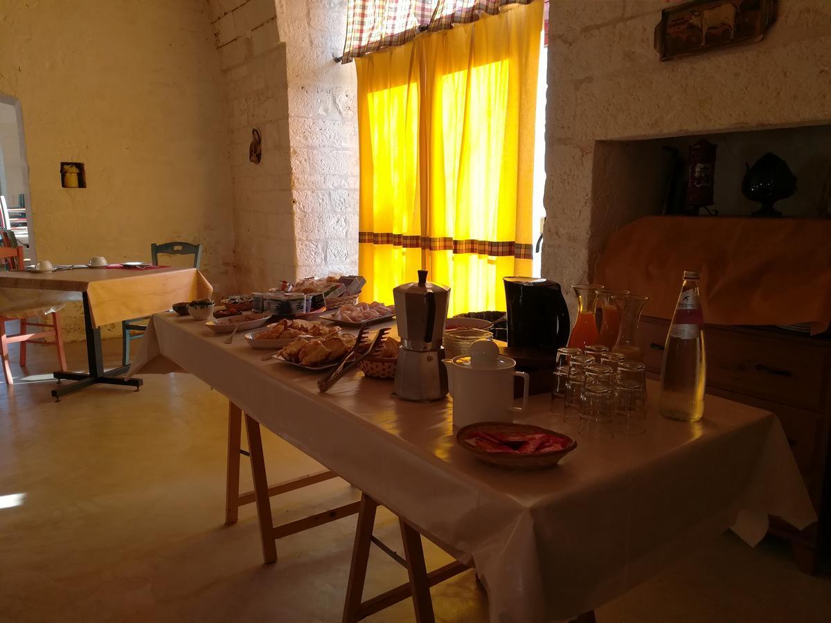 Masseria Ferri Остуни Екстериор снимка